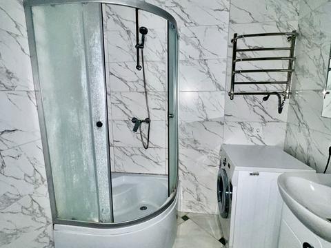 квартира за адресою Літературна вул. (Чехова), 27