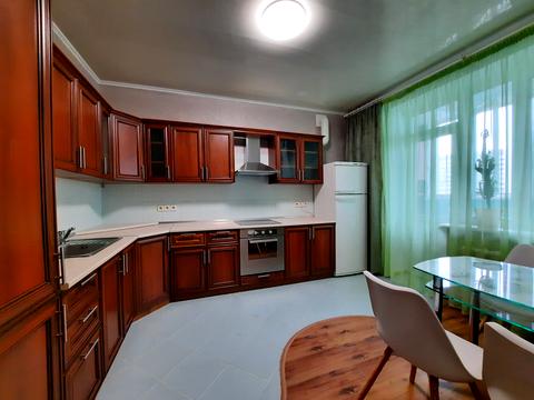 квартира за адресою Миколи Бажана просп., 16