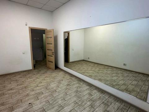 коммерческая по адресу Саксаганського, 45