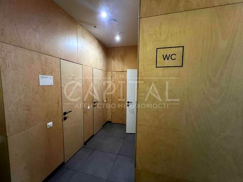 комерційна за адресою Марка Безручка вул., 24