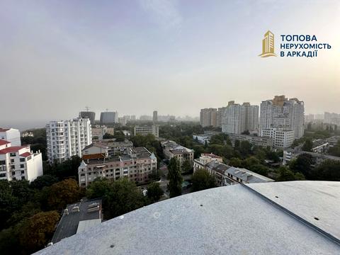 квартира за адресою Каркашадзе пров. (Цегляний), 7