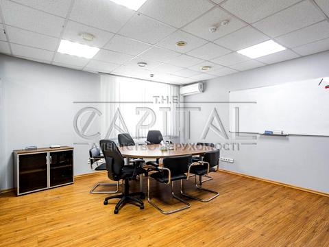 комерційна за адресою Київ, Тараса Шевченка бульв., 33