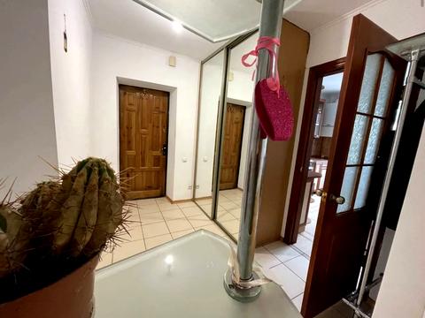 квартира за адресою Карпенка вул., 8