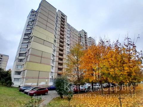 квартира за адресою Академіка Єфремова вул. (Командарма Уборевича), 9