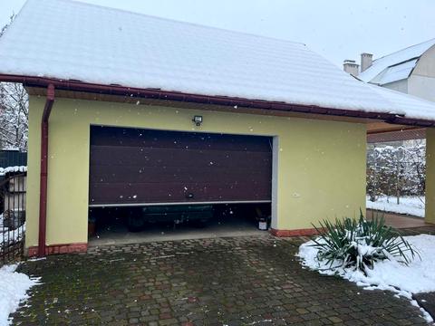 будинок за адресою Радісна вул., 2
