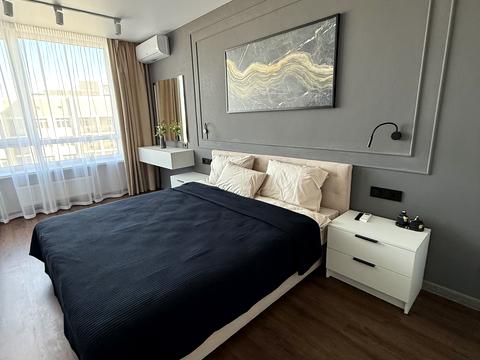 квартира за адресою Причальна вул., 14