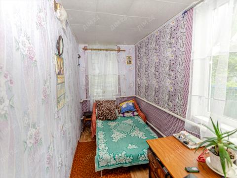 будинок за адресою Карлівка, Центральна, 1