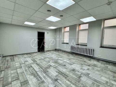 комерційна за адресою Лесі Українки бульв., 23б