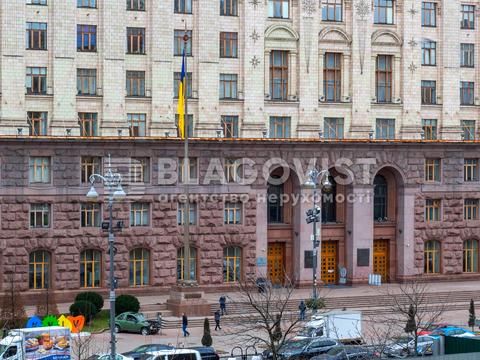 комерційна за адресою Лютеранська вул., 8