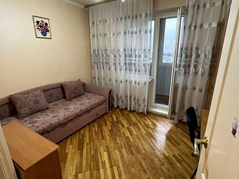 квартира по адресу Ревуцкого ул., 30/1