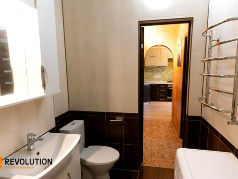 квартира по адресу Героев Небесной Сотни просп., 18/2