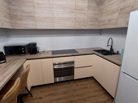 квартира по адресу Ревуцкого ул., 40-В