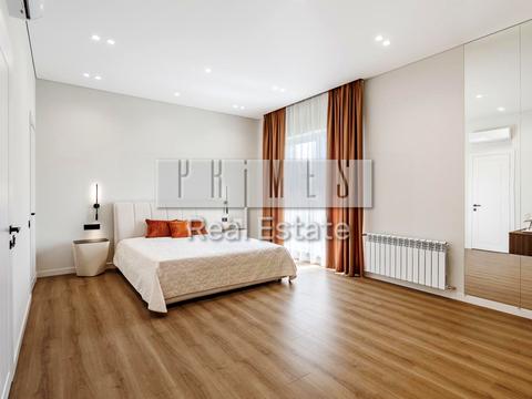 будинок за адресою Анни Ярославни вул.