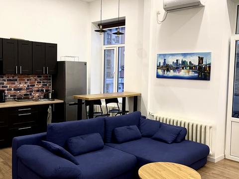 квартира за адресою Велика Васильківська вул. (Червоноармійська), 49