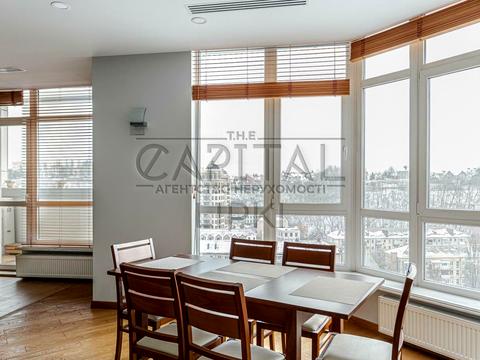 квартира за адресою Андрія Верхогляда вул. (Михайла Драгомирова), 5