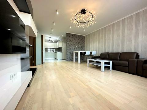 квартира за адресою Срібнокільська вул., 1