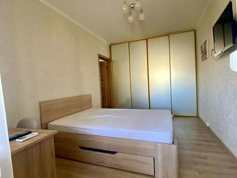 квартира за адресою Академіка Єфремова вул. (Командарма Уборевича), 15