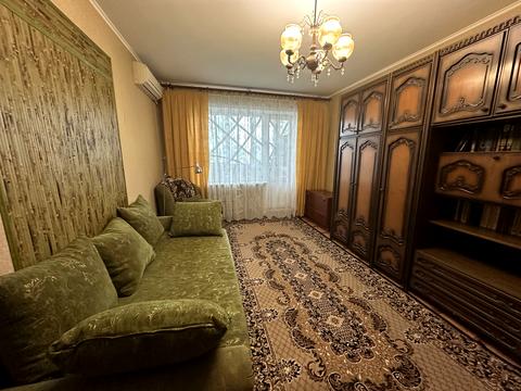 квартира по адресу Лазурная ул., 10в