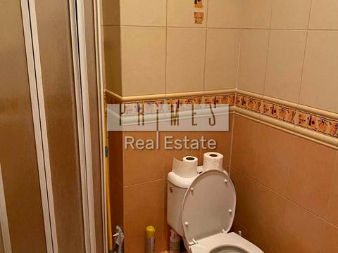 комерційна за адресою Богдана Хмельницького вул., 42