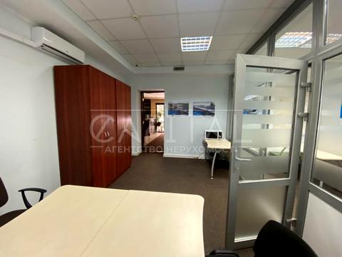 комерційна за адресою Ігорівська вул., 1