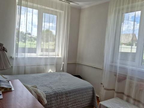 будинок за адресою с. Вишеньки, Центральна