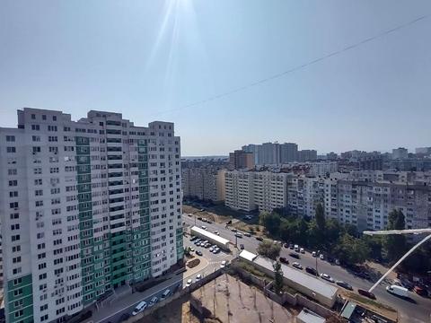 квартира за адресою Владислава Бувалкіна вул., 44-А