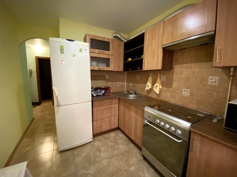 квартира за адресою Європейського Союзу просп. (Правди), 64-Б