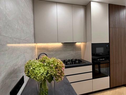 квартира по адресу Угорская ул., 12