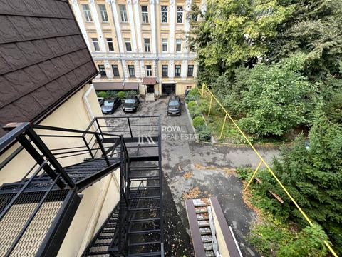 коммерческая по адресу Ивана Франко ул., 26