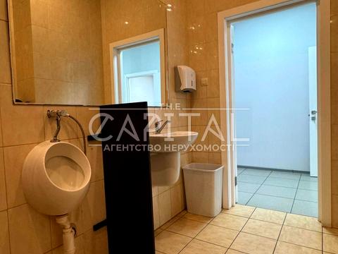 комерційна за адресою Казарменна вул. (Григорія Андрющенка), 4