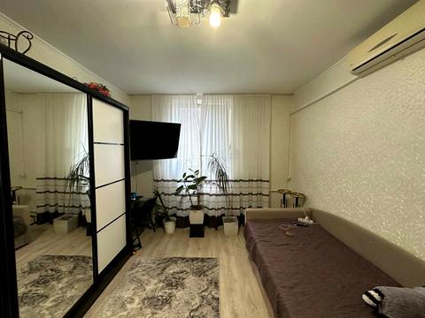 квартира за адресою Зрошувальна вул., 10