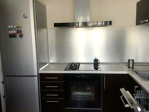 квартира за адресою Метробудівська вул., 8