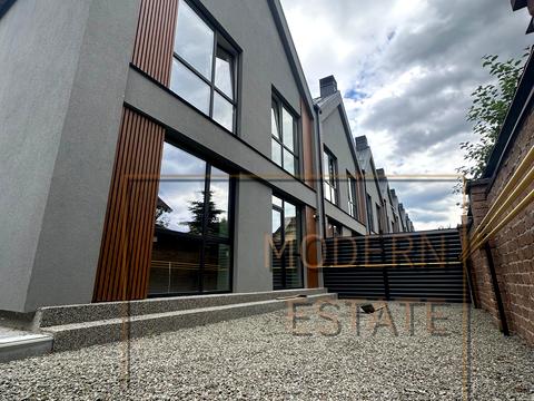 дом по адресу Евгения Патона ул.