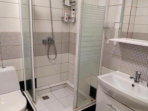 квартира за адресою Михайла Лушпи просп., 17