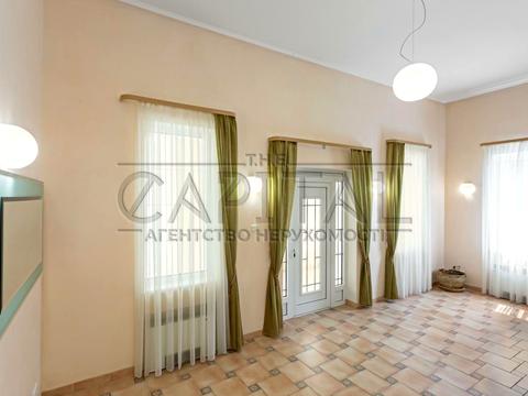 дом по адресу Столичне Шосе