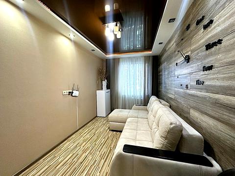 квартира по адресу Алексея Вадатурского ул. (Маршала Малиновского), 61/2