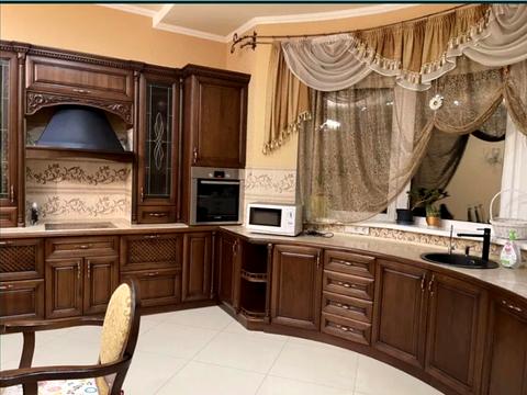 будинок за адресою Центральна