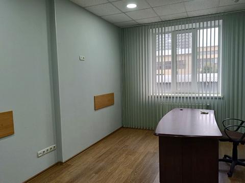 комерційна за адресою Євгена Коновальця вул. (Щорса), 32-Г