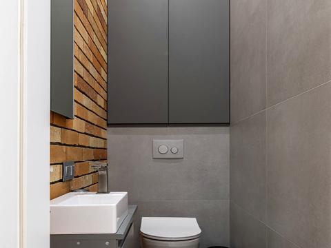 коммерческая по адресу Театральная ул., 3