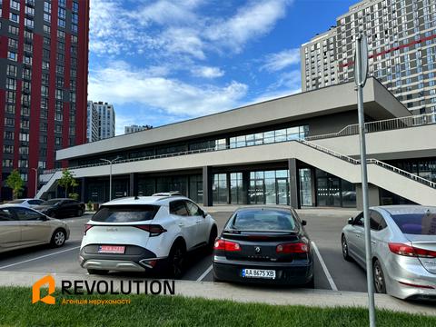 комерційна за адресою Олександра Олеся вул., 8а