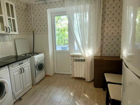 квартира за адресою Левка Лукьяненка, 2 г