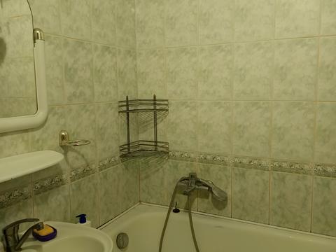 комната по адресу Владимира Ивасюка просп. (Героїв Сталінграду), 40а