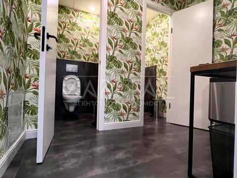 коммерческая по адресу Степана Бандеры просп. (Московський), 9