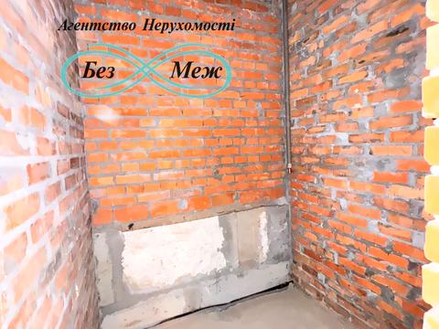 комерційна за адресою Щаслива вул., 11