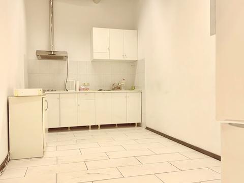 коммерческая по адресу Французский бульв., 35