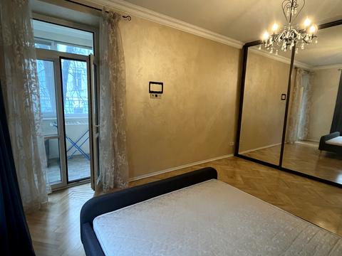 квартира за адресою Київ, Михайла Грушевського вул., 28/2