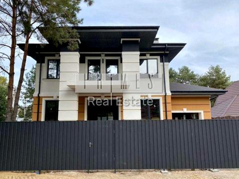 дом по адресу Анатолия Соловьяненко ул.