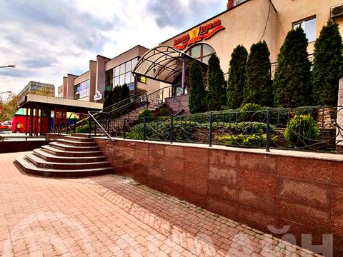комерційна за адресою Чарівна вул., 38-Б