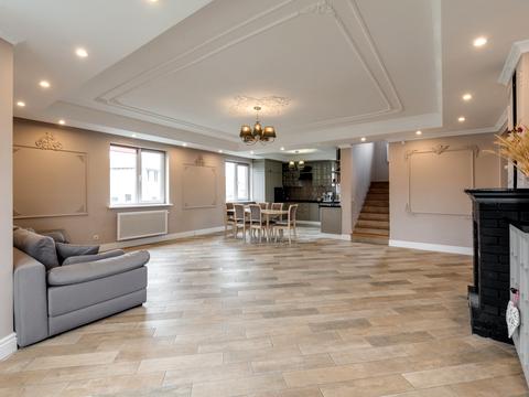 дом по адресу Дніпровська, 32