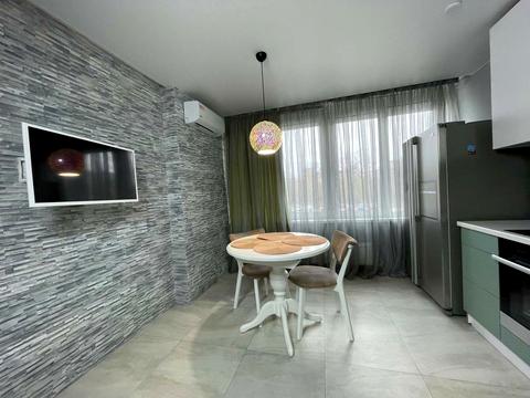 квартира за адресою Михайла Максимовича вул. (Онуфрія Трутенка), 32